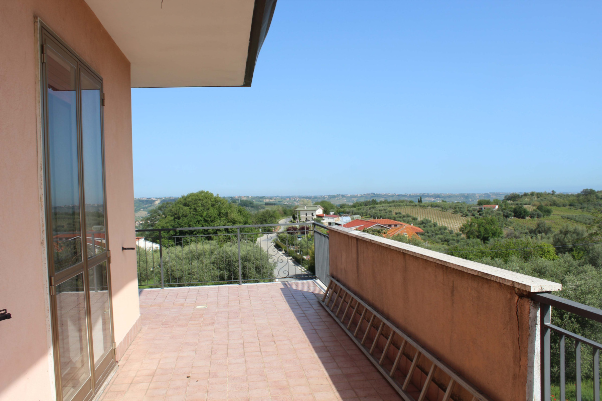 4 Stanze da Letto Stanze da Letto, ,2 BathroomsBathrooms,Appartamento - attici - mansarde,In Vendita,1435