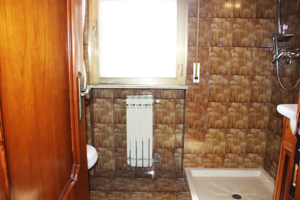4 Stanze da Letto Stanze da Letto, ,2 BathroomsBathrooms,Appartamento - attici - mansarde,In Vendita,1435