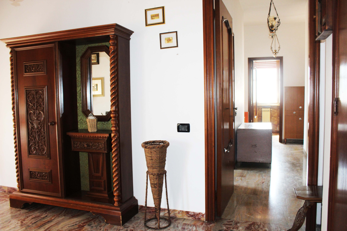 4 Stanze da Letto Stanze da Letto, ,2 BathroomsBathrooms,Appartamento - attici - mansarde,In Vendita,1435
