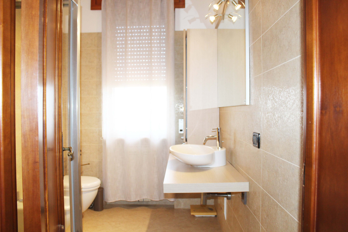 4 Stanze da Letto Stanze da Letto, ,2 BathroomsBathrooms,Appartamento - attici - mansarde,In Vendita,1435