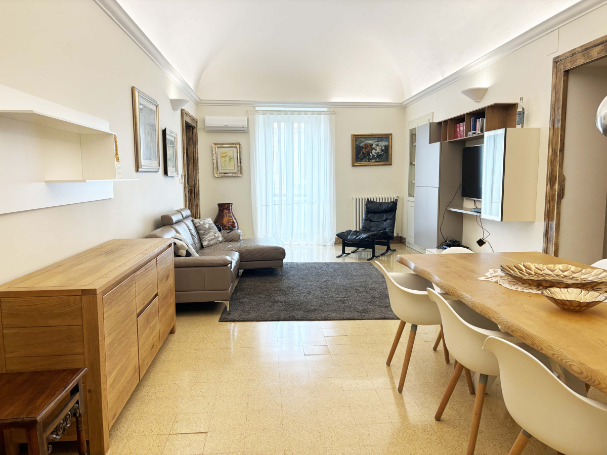 2 Stanze da Letto Stanze da Letto, ,2 BathroomsBathrooms,Appartamento - attici - mansarde,In Vendita,1447