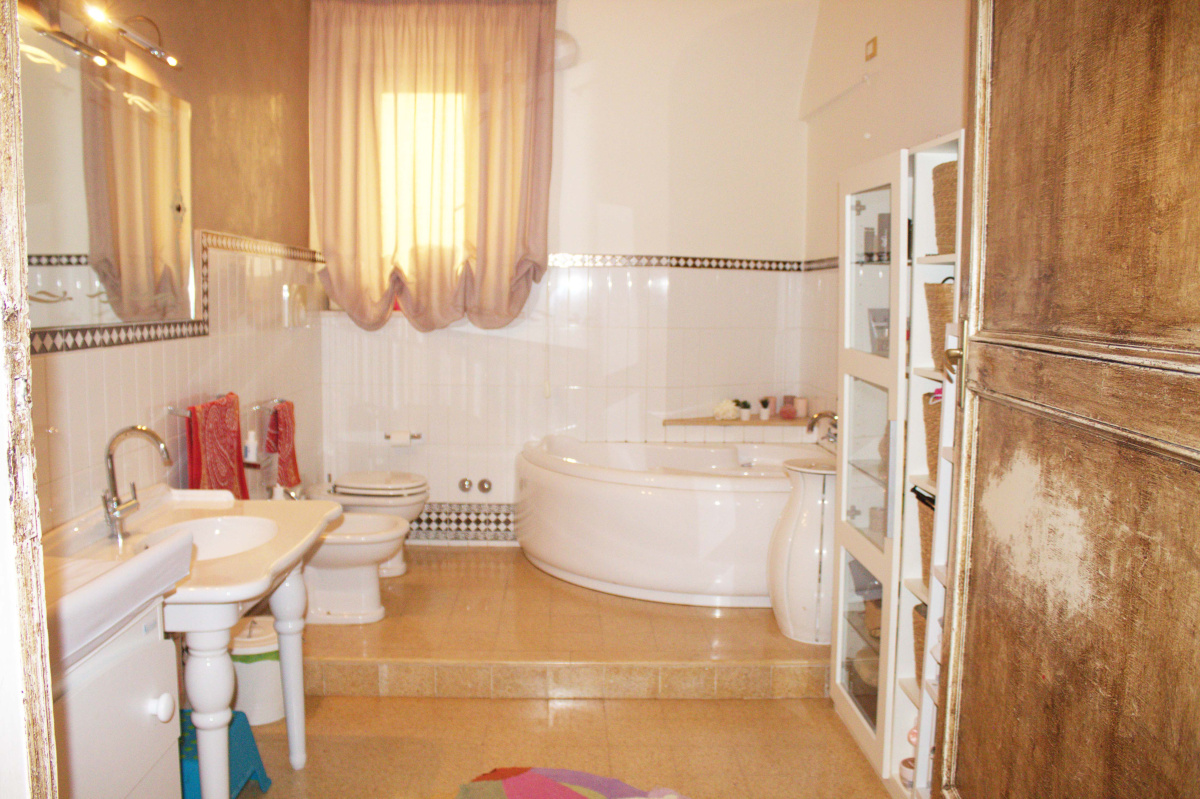 2 Stanze da Letto Stanze da Letto, ,2 BathroomsBathrooms,Appartamento - attici - mansarde,In Vendita,1447