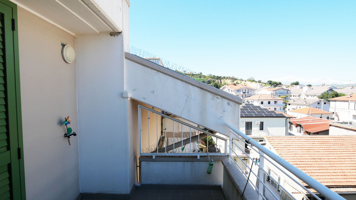 2 Stanze da Letto Stanze da Letto, ,2 BathroomsBathrooms,Appartamento - attici - mansarde,In Vendita,1474