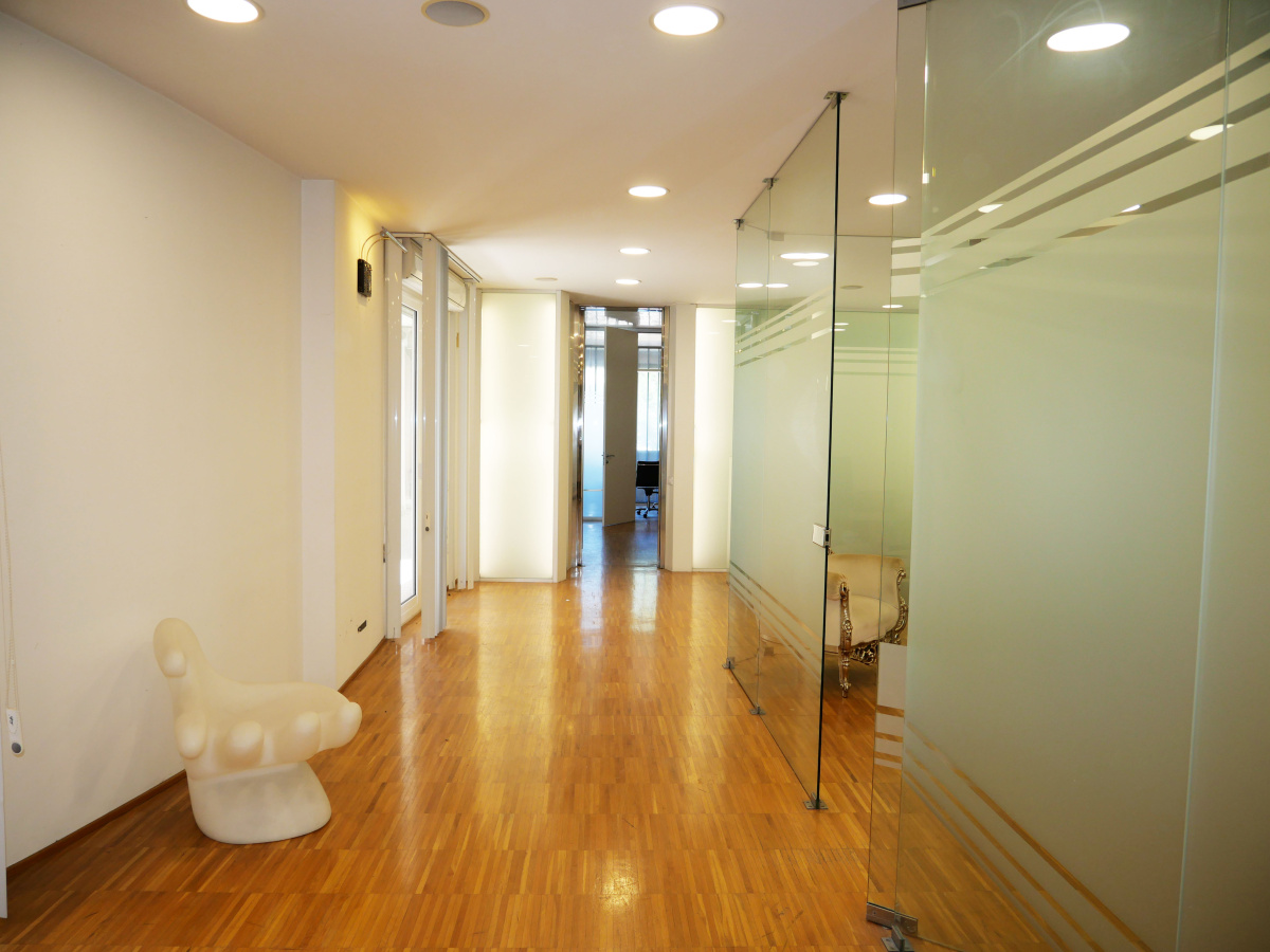 5 Stanze da Letto Stanze da Letto, ,1 BagnoBathrooms,Appartamento - attici - mansarde,In Affitto,1506