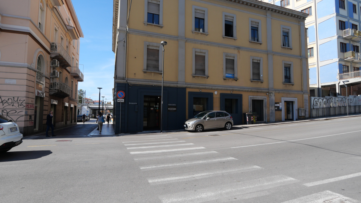 Locale Commerciale,In Vendita,1508