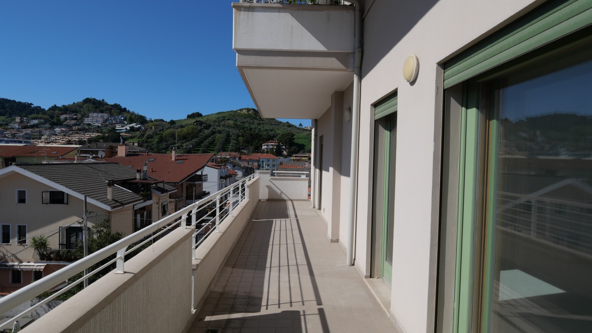 2 Stanze da Letto Stanze da Letto, ,2 BathroomsBathrooms,Appartamento - attici - mansarde,In Vendita,1510