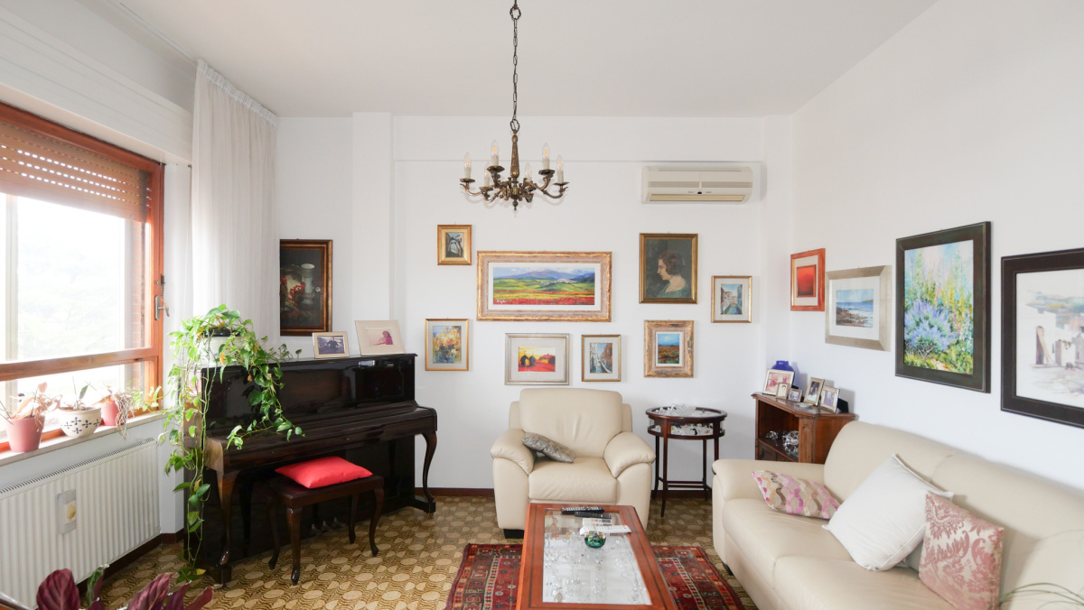 2 Stanze da Letto Stanze da Letto, ,2 BathroomsBathrooms,Appartamento - attici - mansarde,In Vendita,1511