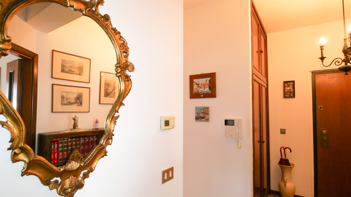 2 Stanze da Letto Stanze da Letto, ,2 BathroomsBathrooms,Appartamento - attici - mansarde,In Vendita,1511