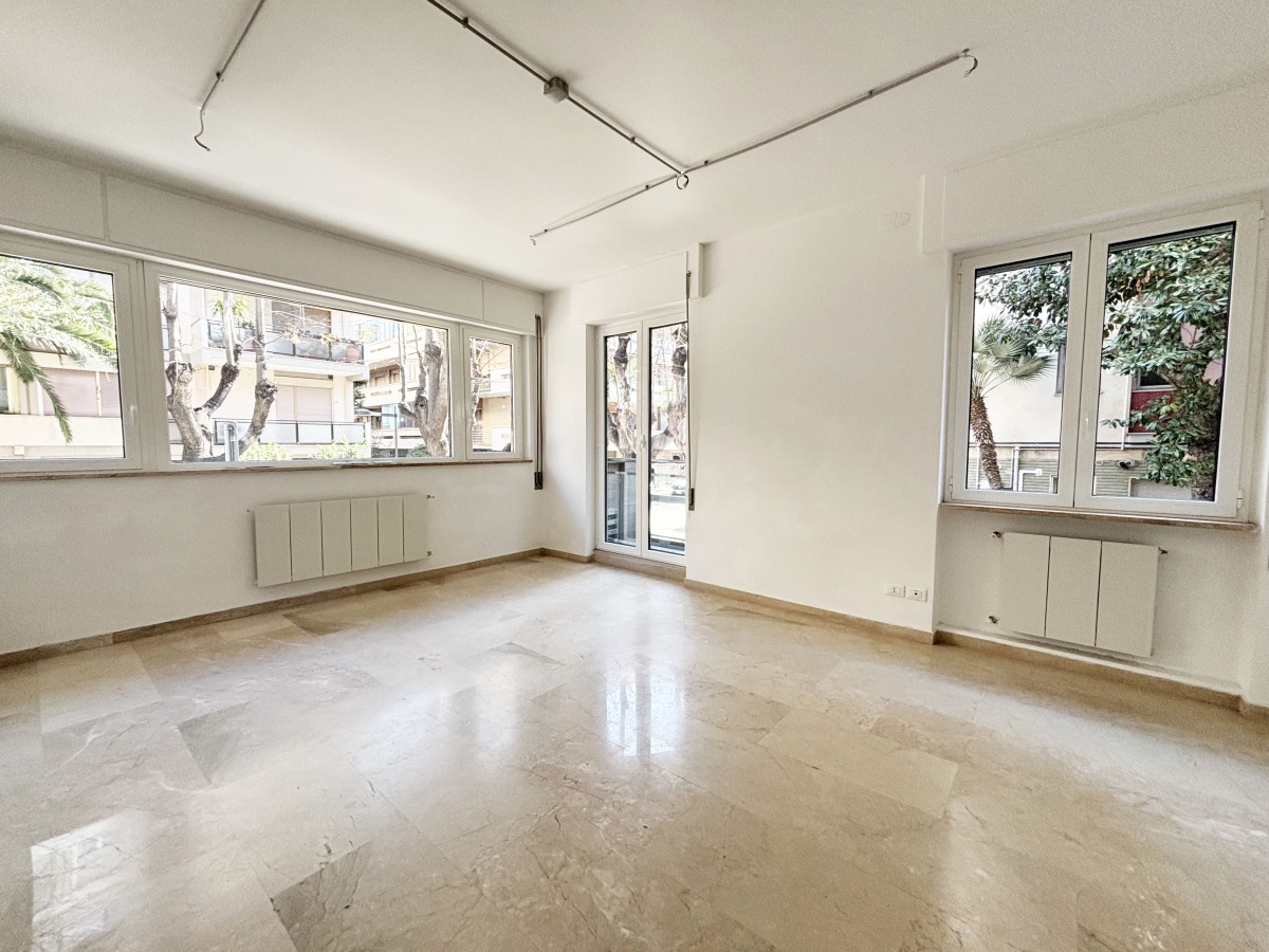 3 Stanze da Letto Stanze da Letto, ,2 BathroomsBathrooms,Appartamento - attici - mansarde,In Vendita,738479