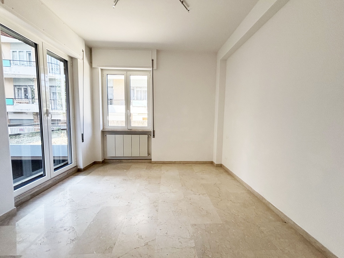 3 Stanze da Letto Stanze da Letto, ,2 BathroomsBathrooms,Appartamento - attici - mansarde,In Vendita,738479