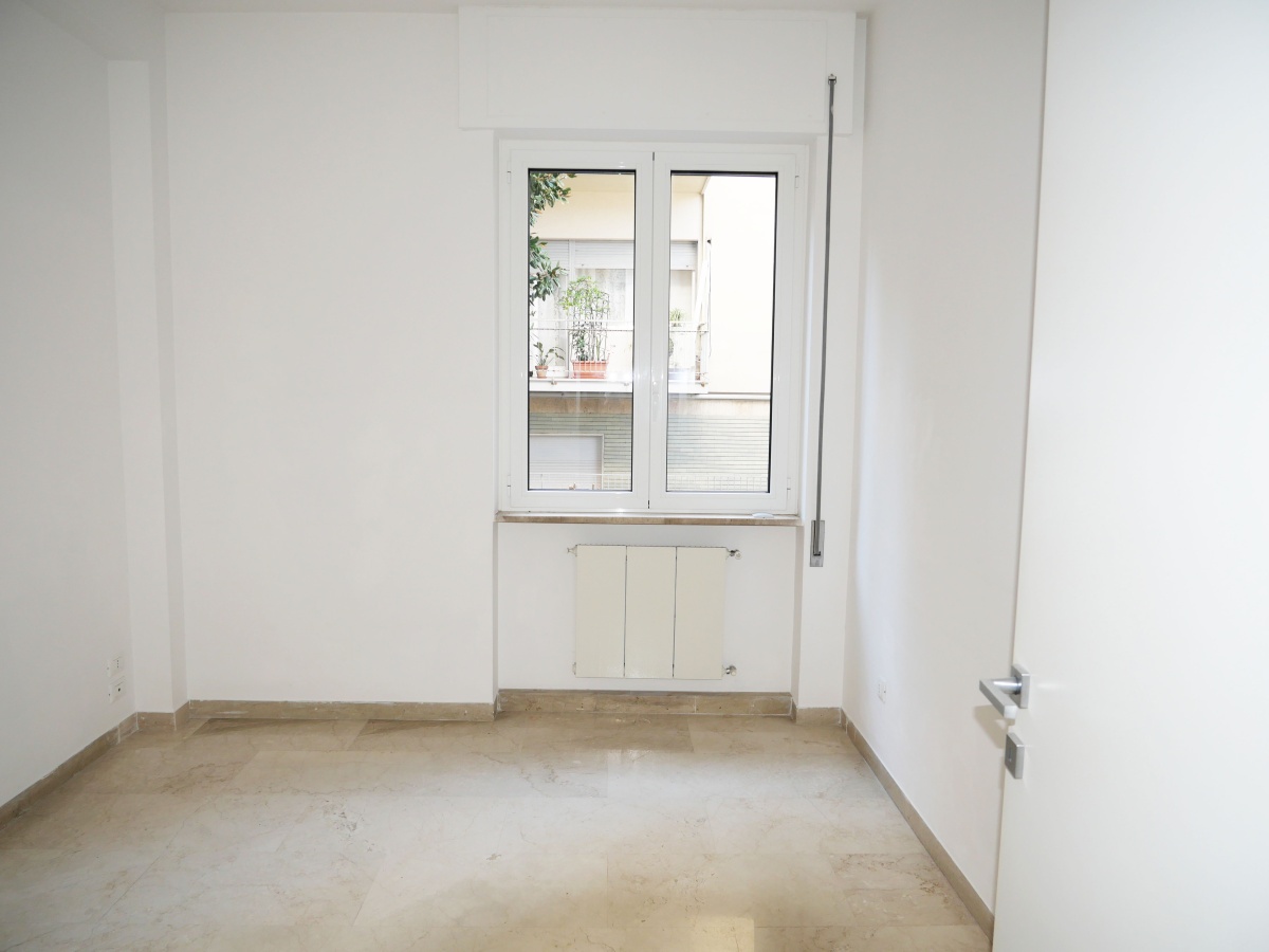 3 Stanze da Letto Stanze da Letto, ,2 BathroomsBathrooms,Appartamento - attici - mansarde,In Vendita,738479
