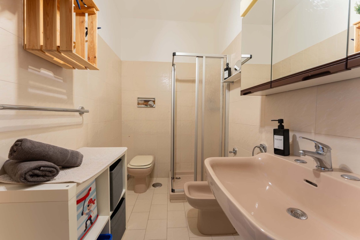 1 Camera da Letto Stanze da Letto, ,1 BagnoBathrooms,Appartamento - attici - mansarde,In Affitto,738481