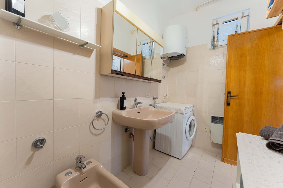 1 Camera da Letto Stanze da Letto, ,1 BagnoBathrooms,Appartamento - attici - mansarde,In Affitto,738481
