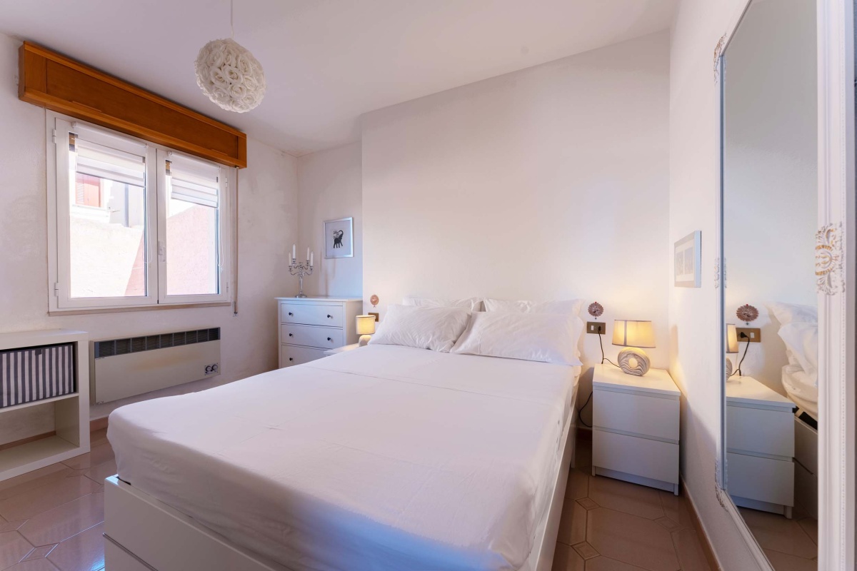 1 Camera da Letto Stanze da Letto, ,1 BagnoBathrooms,Appartamento - attici - mansarde,In Affitto,738481
