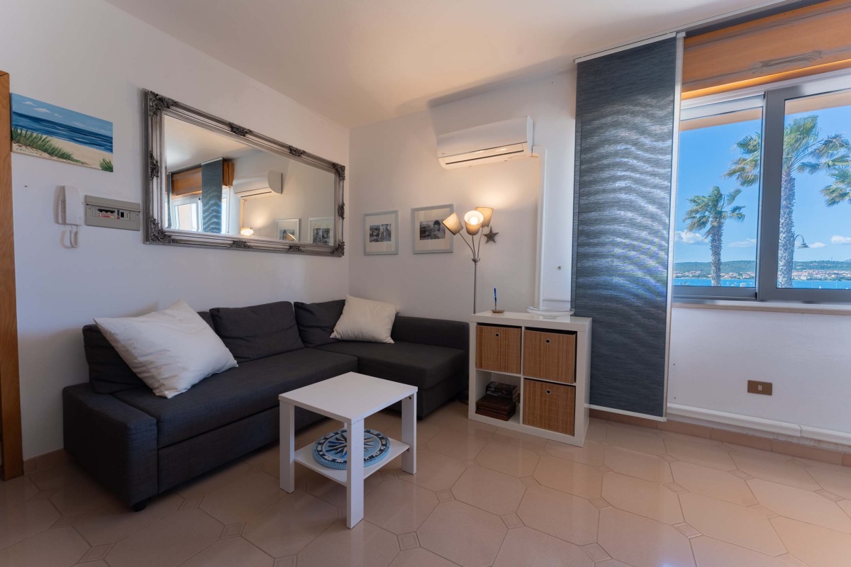 1 Camera da Letto Stanze da Letto, ,1 BagnoBathrooms,Appartamento - attici - mansarde,In Affitto,738481