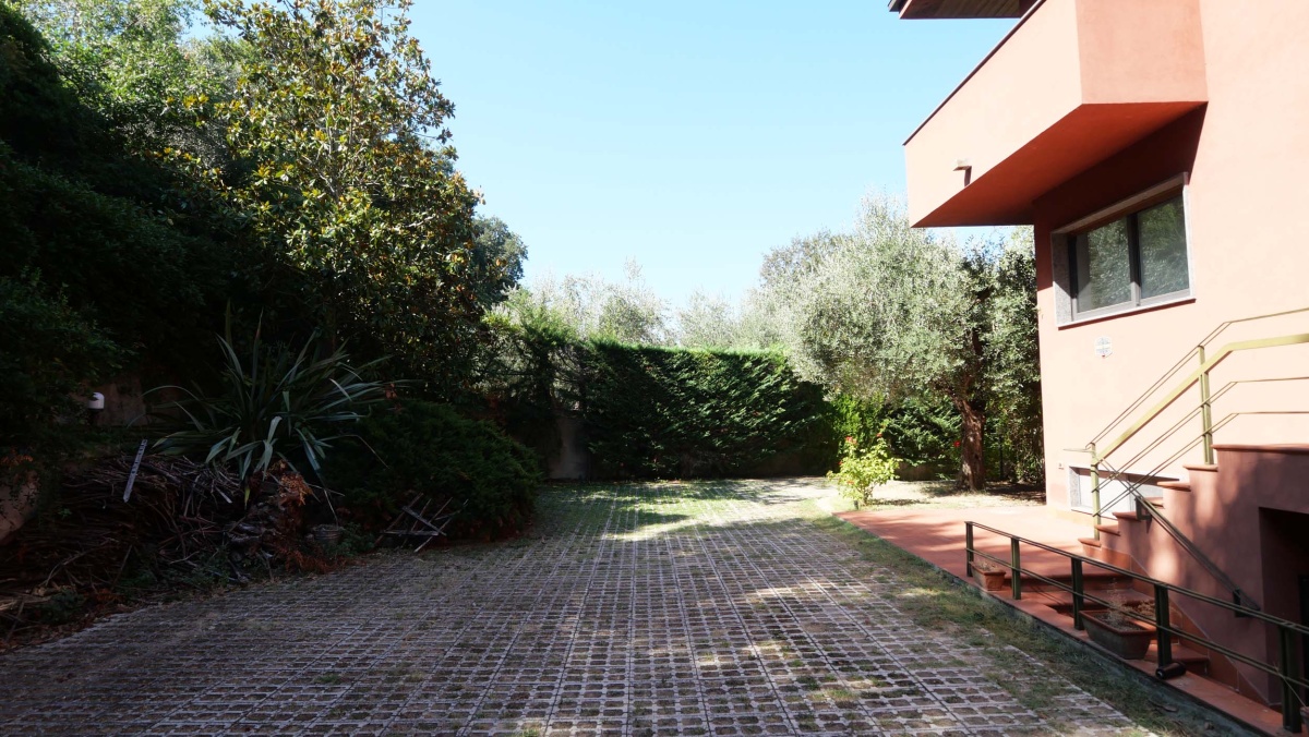 6 Stanze da Letto Stanze da Letto, ,7 BathroomsBathrooms,Villa,In Vendita,738482