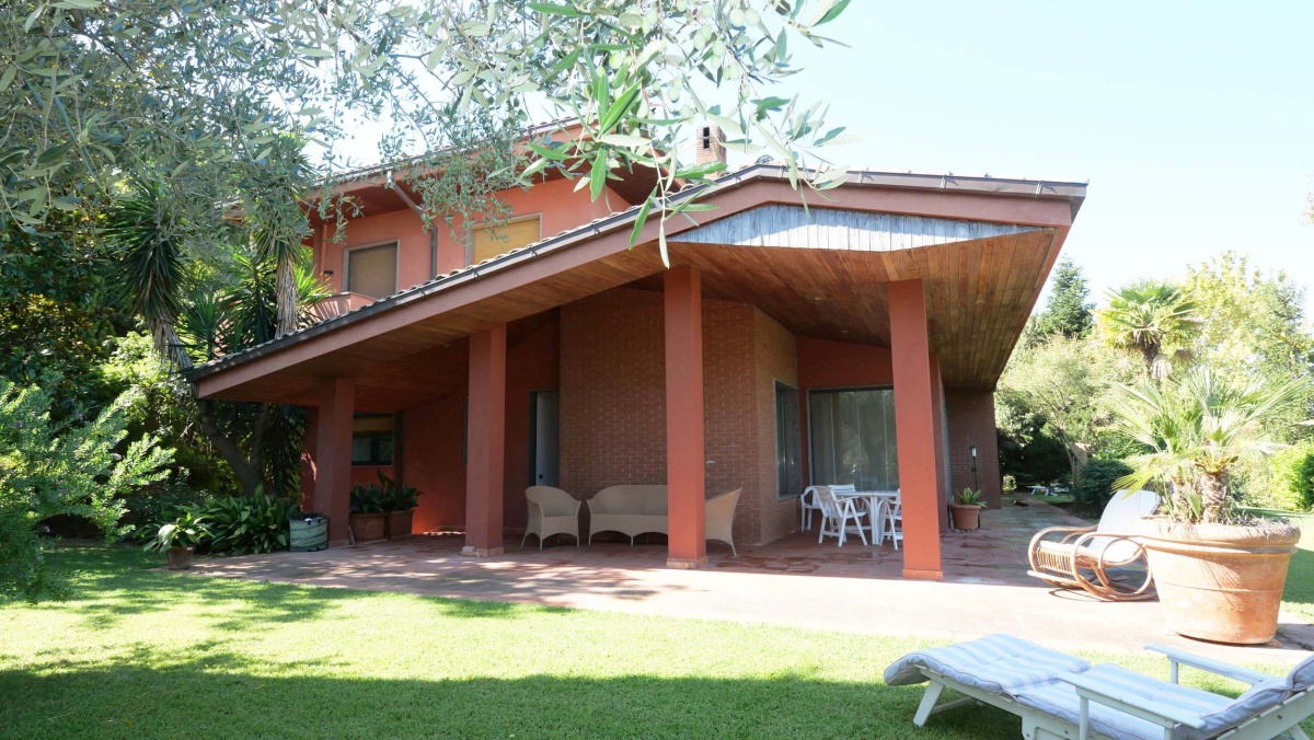 6 Stanze da Letto Stanze da Letto, ,7 BathroomsBathrooms,Villa,In Vendita,738482