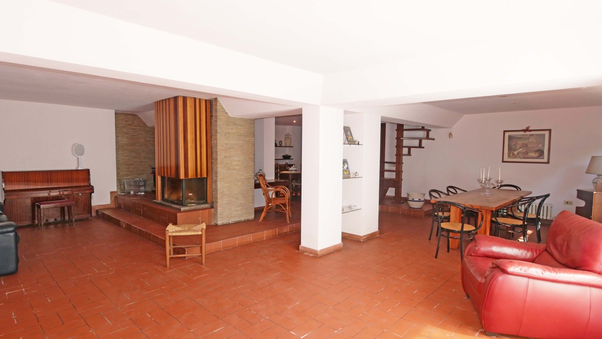 6 Stanze da Letto Stanze da Letto, ,7 BathroomsBathrooms,Villa,In Vendita,738482