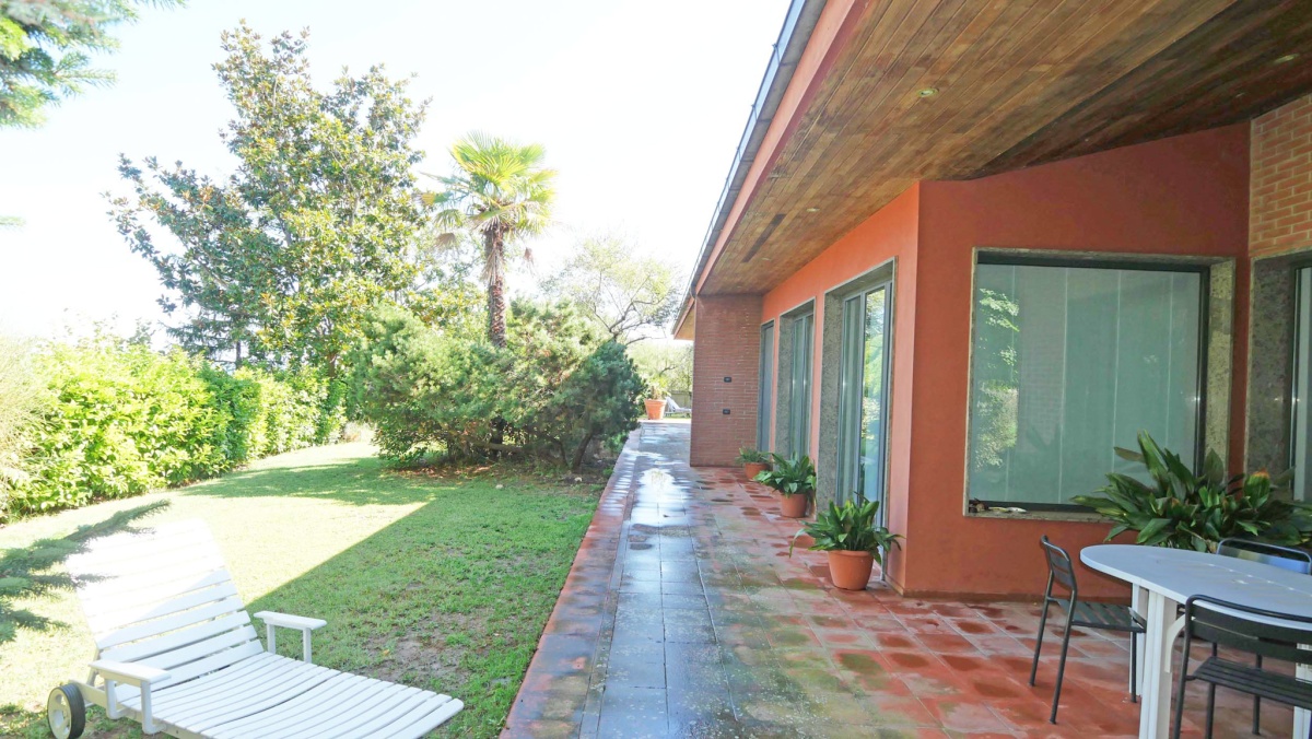 3 Stanze da Letto Stanze da Letto, ,3 BathroomsBathrooms,Villa,In Vendita,738485