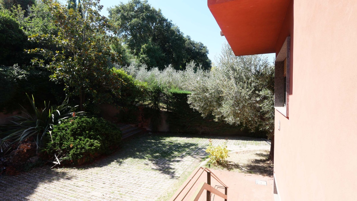3 Stanze da Letto Stanze da Letto, ,3 BathroomsBathrooms,Villa,In Vendita,738485