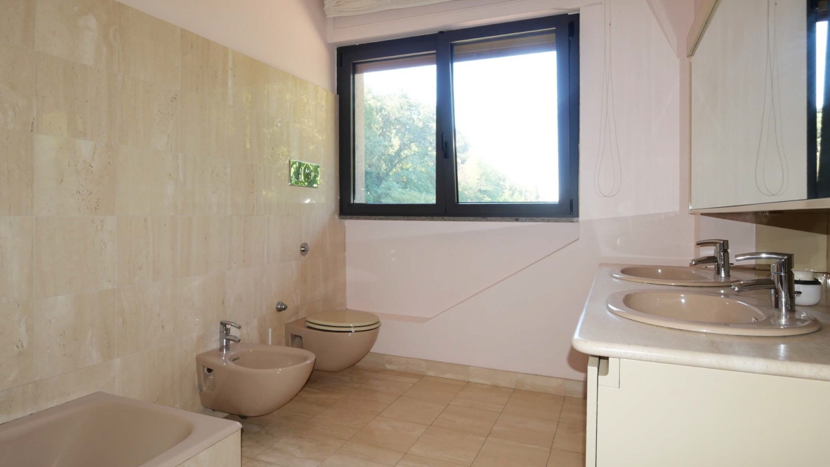 3 Stanze da Letto Stanze da Letto, ,3 BathroomsBathrooms,Villa,In Vendita,738485