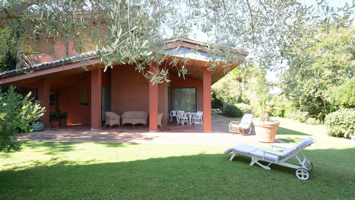 3 Stanze da Letto Stanze da Letto, ,4 BathroomsBathrooms,Villa,In Vendita,738486