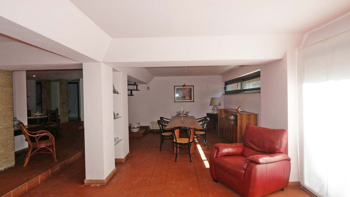 3 Stanze da Letto Stanze da Letto, ,4 BathroomsBathrooms,Villa,In Vendita,738486