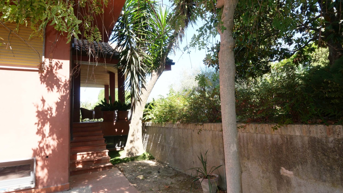 3 Stanze da Letto Stanze da Letto, ,4 BathroomsBathrooms,Villa,In Vendita,738486