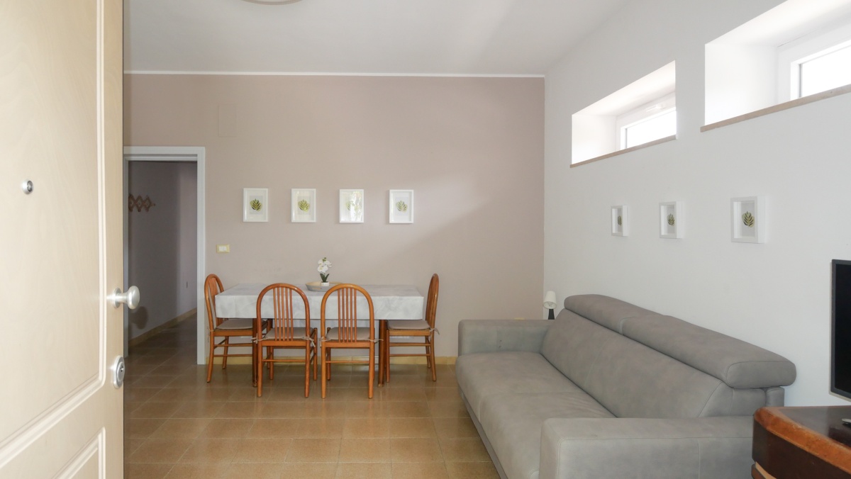 1 Camera da Letto Stanze da Letto, ,1 BagnoBathrooms,Appartamento - attici - mansarde,In Affitto,738488