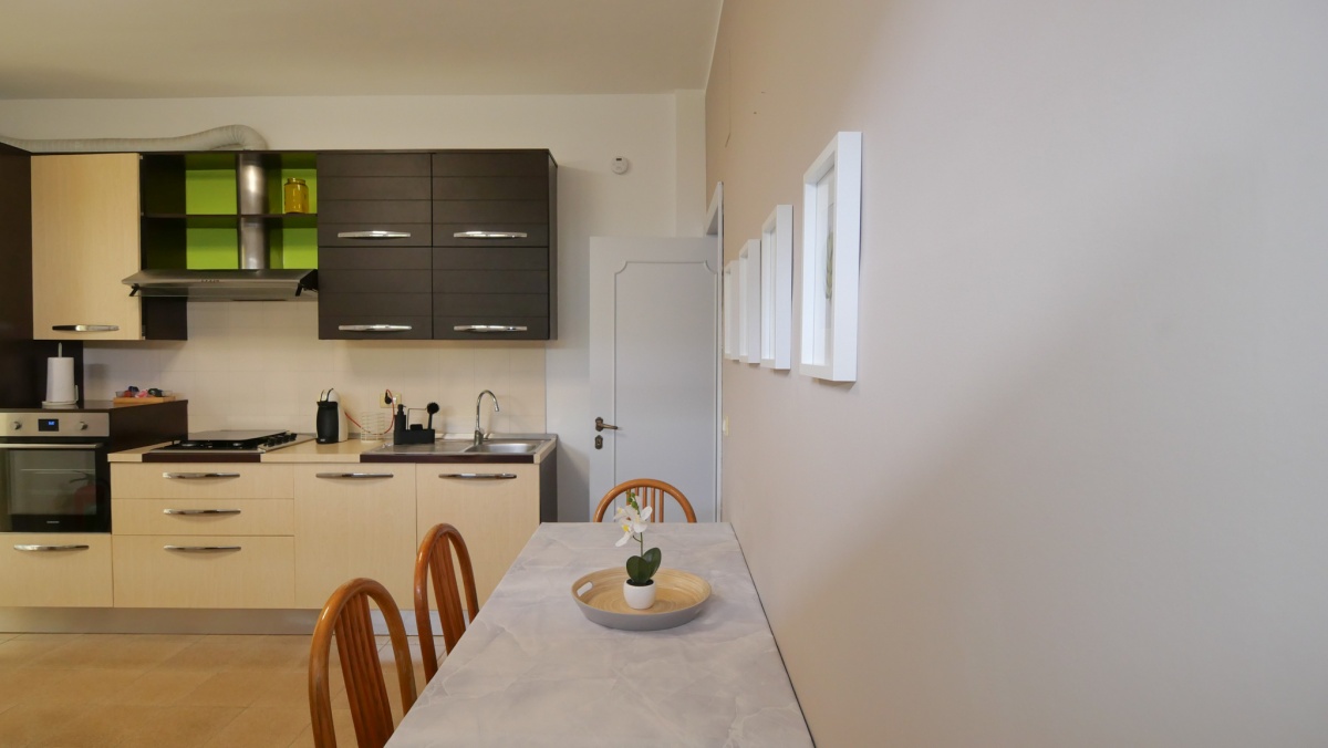 1 Camera da Letto Stanze da Letto, ,1 BagnoBathrooms,Appartamento - attici - mansarde,In Affitto,738488