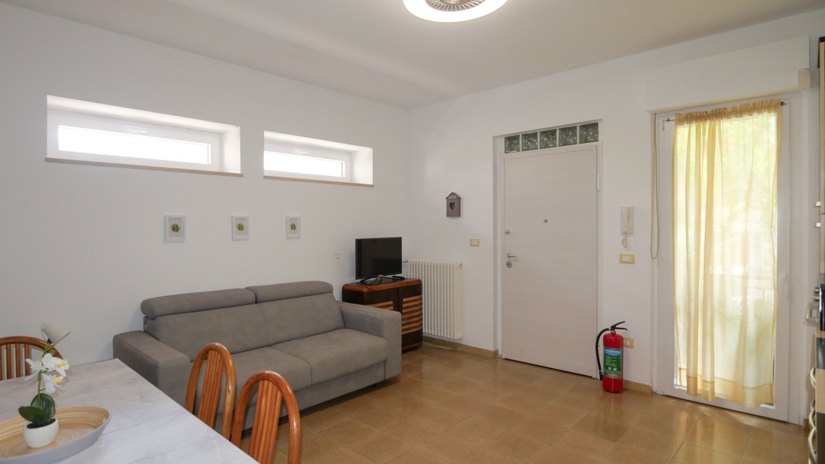 1 Camera da Letto Stanze da Letto, ,1 BagnoBathrooms,Appartamento - attici - mansarde,In Affitto,738488